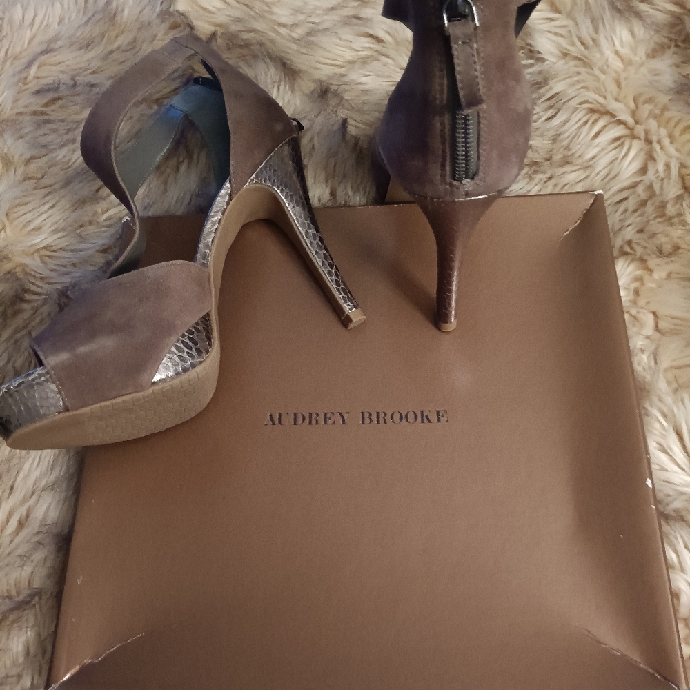 AUDREY BROOKE  taupe heels